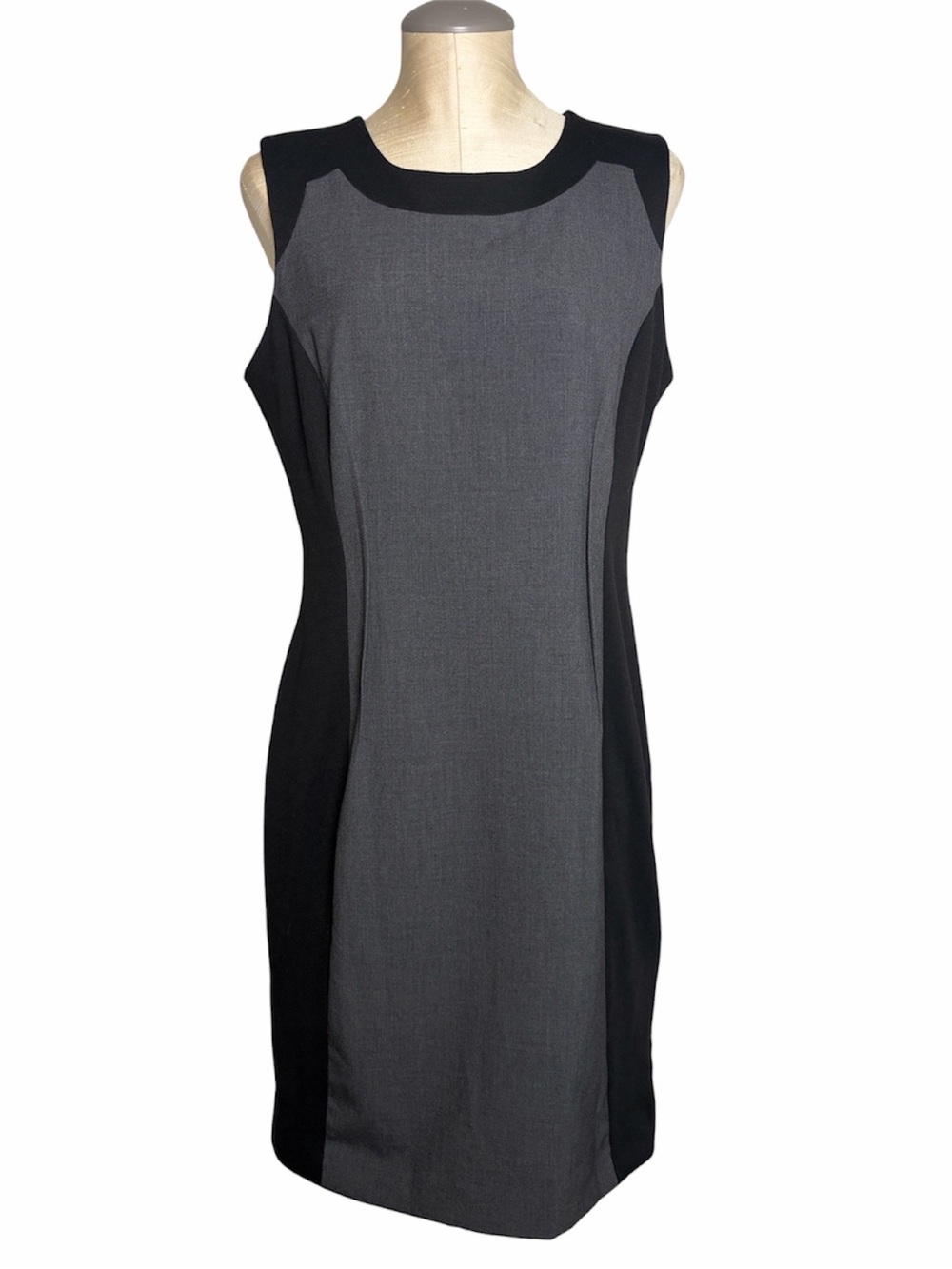 Calvin Klein Sleeveless Two-Tone Gray & Black Sheath Dress NWT Women's 12
